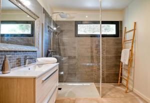 Sea view arhitect villa garden pool barbecue