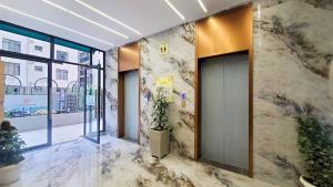 Himalaya Luxe Studio