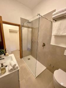 Le Volte di via Portica - Centralissimo - 100m2 - 2 camere - solo VERI letti - WIFI TV65 Airco