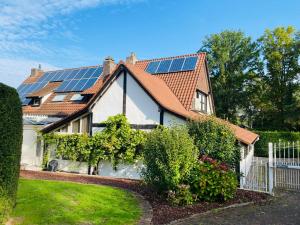 Luxe Vacation Villa with swimming pool, 5 bedrooms