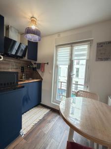 20 sqm appartment with bedroom near Montmartre
