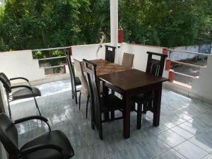 Thisara Pool Hotel Kataragama & Yala-Kabilththa Jeep Tour