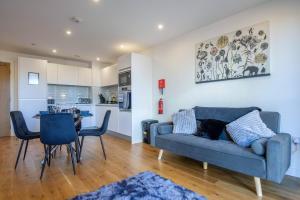 A&M Properties - Modern Birmingham Apartment