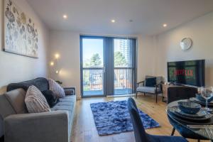 A&M Properties - Modern Birmingham Apartment