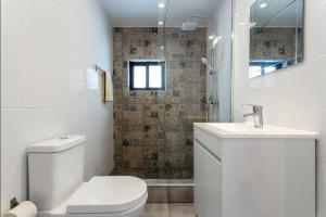 Blife Lucelya private rooms at Faro beach