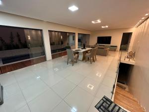 Linda Casa a 5 KM da praia do Araçagy