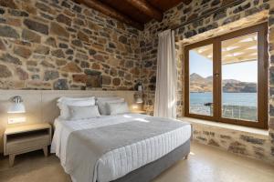 Beachfront Palio Damnoni, Your Unique Oasis