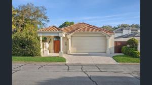 5 BR 4B Pool Yoga Near Turf Club and Hota