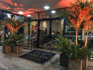 Apart Hotel Leblon Apartamentos 1 e 2 quartos Vista Mar