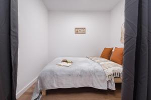 00Near Gates of Dawn Cozy bright 1 bedr