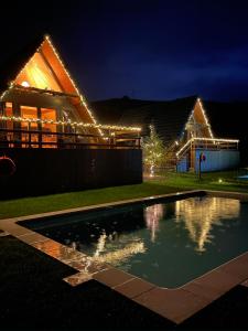 Chalés Luna In Rio A-Frame piscina privada Natureza & Tranquilidade no Minho