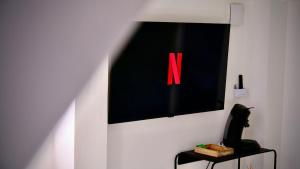 LA BULLE BLEUE jacuzzi cosy avec grand écran