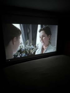 LA BULLE BLEUE jacuzzi cosy avec grand écran