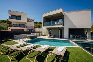 SEAPHORIA Luxury Modern Villa