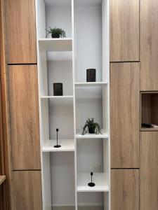 Modern Seafront Stay Fully Equipped 1BR Apt