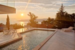 Casa Meer an sea-view retreat with panoramic pool