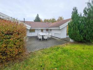 Holiday Home With Wilderness Bath