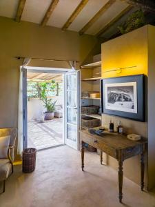 House With Pergola And Stunning Sunset On Elba