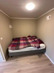 Modern studio apartment with wood-fired sauna