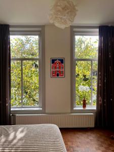 In de Pastorie Utrecht - Old rectory, just steps away from the city center