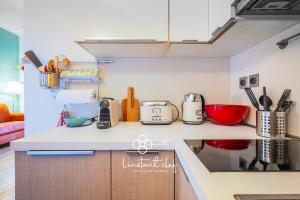 Escale de charme à Tours - Parking, Patio & Hyper centre