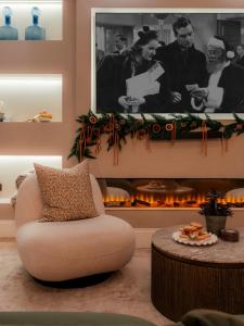 Luxury Fulham Townhouse with a Bar & Games Room