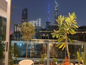Stylish 1BR in CityWalk, Stunning Burj Khalifa view