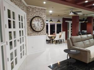 Luxurious Penthouse La Grande Résidence with Home Theater & Netflix