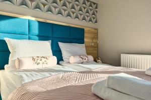 Golden Hour Apartments- Cesarskie 758