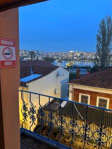 Timeless House Overlooking the Golden Horn with Sea - Nilorayn