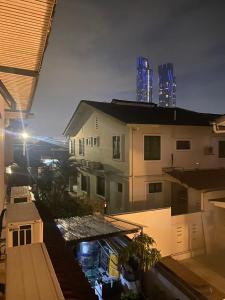 单人房Single rooms near KSL Mall and Johor Bahru Palaz Pelingi, Johor-Singapore First Checkpoint, are equipped with 120cm beds