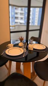 Apart Hotel Palais Versailles recém reformado com TV de cinema