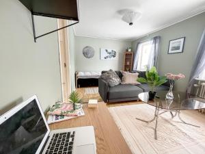 The Doctors Apartment