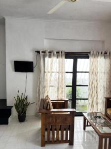 The Colombo House