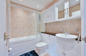 Apartment - Sleeps3 - Close to Warner Bros Studios