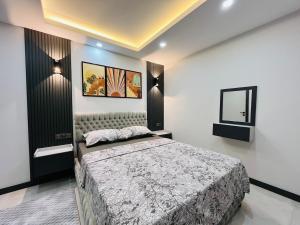 6 Centrally Located Spacious and Air Conditioned 1 plus 1 Apartment