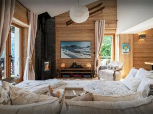 Chalet Belle Source B - OVO Network