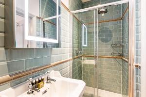 Elegant English Retreat near Maida Vale