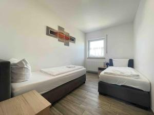 STB113 geräumige Monteurwohnung