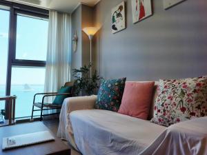 Beachfront view # Sunrise # Photo restaurant # Beam project #