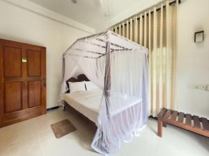 JAMI River Side Hotel & Yala Safari Place