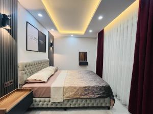 7 Fast Wifi in the center 2 Air Conditioners