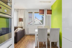 Apartment in a quiet part of Prague with a kitchen