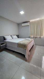 Apto 3Q em frente ao Hailé Pinheiro