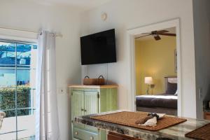 The Jr. Suite at 205 Royal Poste Rd.