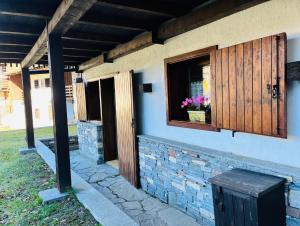 GuestHost - Petite Fleur - Cozy La Thuile Flat