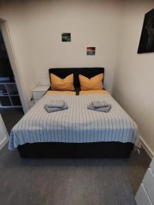 Haus Charlottenburg 1, zentrumsnah gelegen, mit Blick auf die Festung