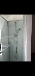 Chambre au pied de la Tour Eiffel