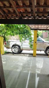 Cantinho amarelo da praça