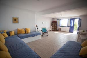 Alias sea view villa & studios